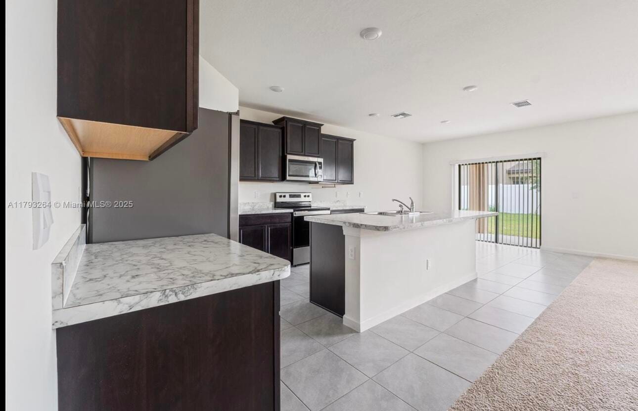 5305 FANTASY Drive — photo 8