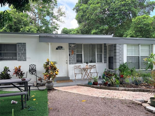 1448 NE 27th Street, Pompano Beach, FL 33064