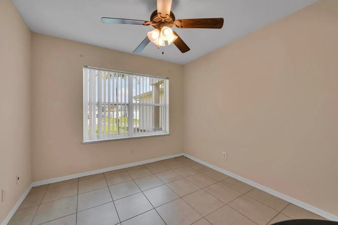 2537 SW Deckard Street — photo 11