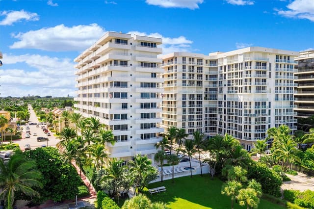 8911 Collins Avenue 802, Surfside, FL 33154