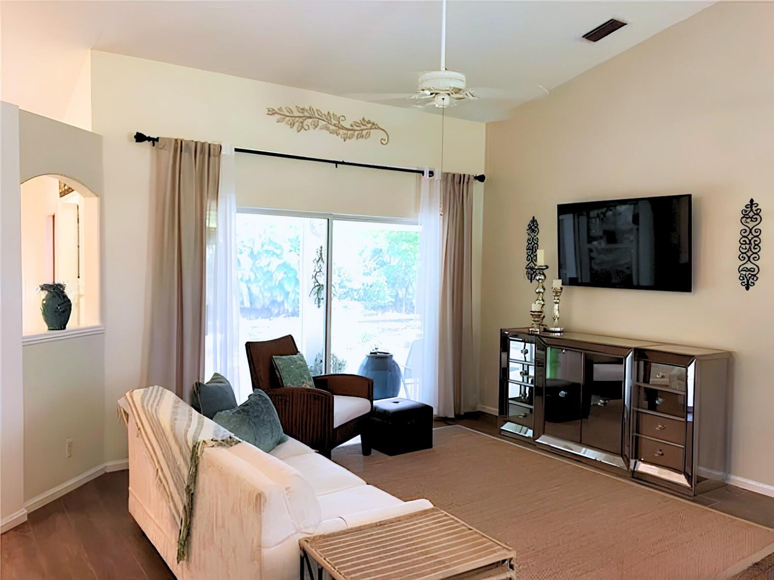 13210 TEMPLE Boulevard — photo 9