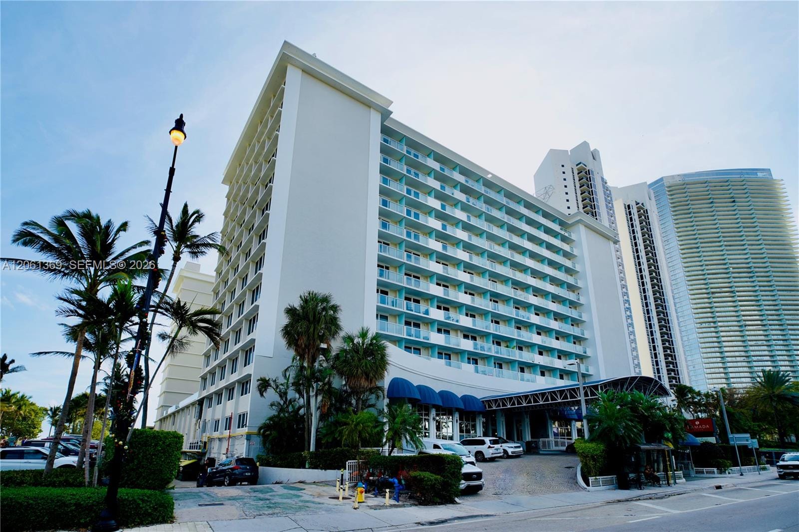 19201 Collins Avenue 726, Sunny Isles Beach, FL 33160 photo 17