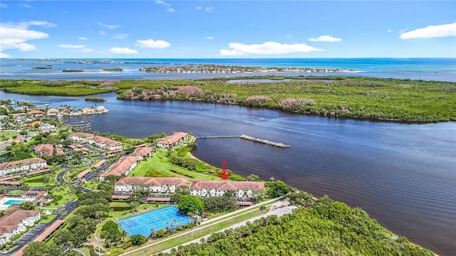 6082 SE Landing Way 11, Hansons Landing, Stuart, FL