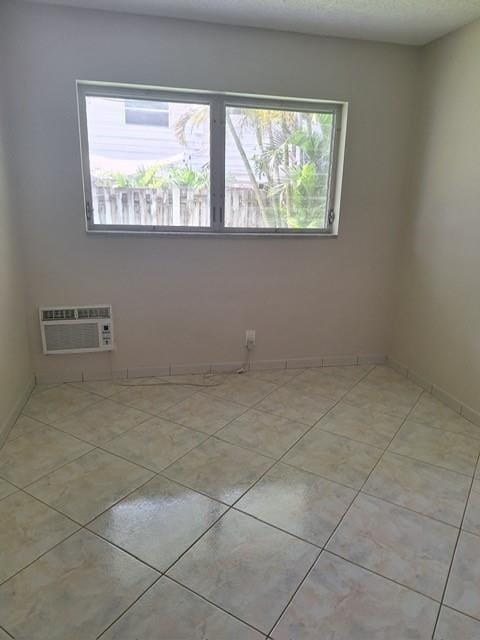 2020 NE 51st Court 101, Fort Lauderdale, FL 33308 photo 7