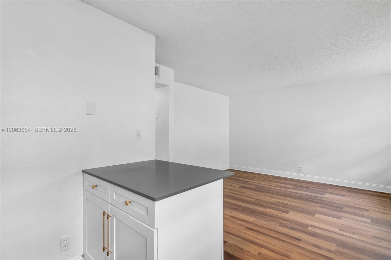 5168 NE 6th Avenue 416 — photo 11