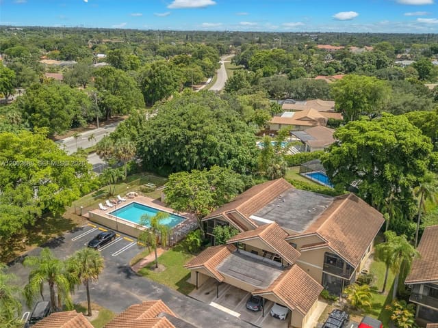 8407 Shadow Court 3-10, sold in ZIP 33071, Coral Springs, FL