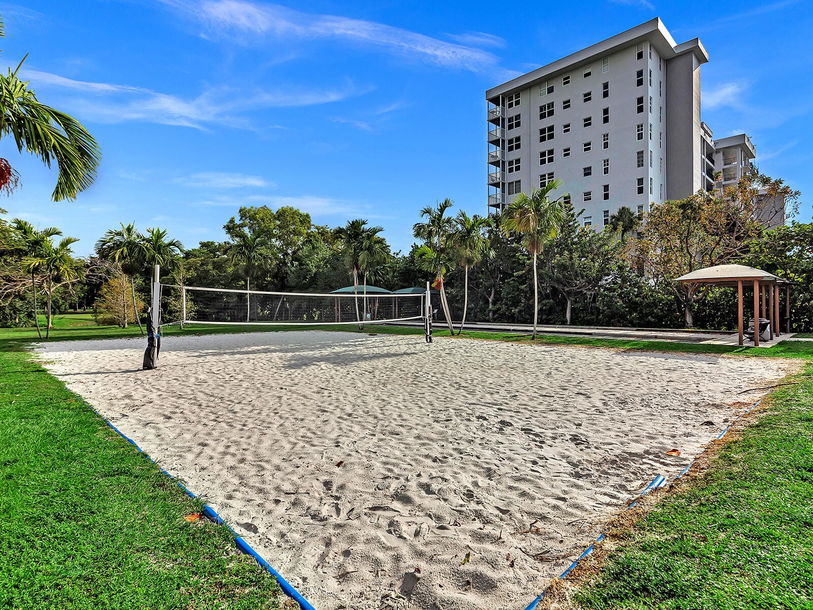 2851 S Palm Aire Drive 405 — photo 11