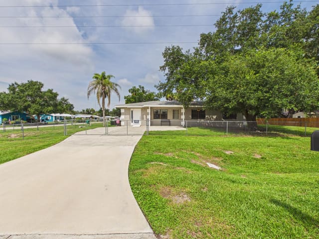 2151 SW 32ND Avenue, Oak Park Subdivision, Okeechobee, FL