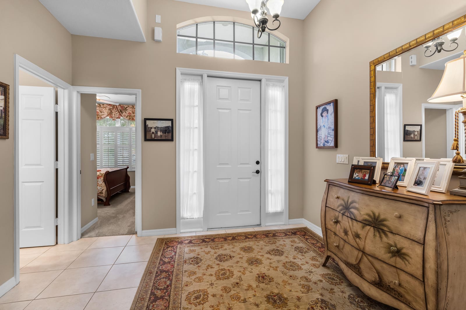 210 CHAMPAGNE Court SW — photo 9