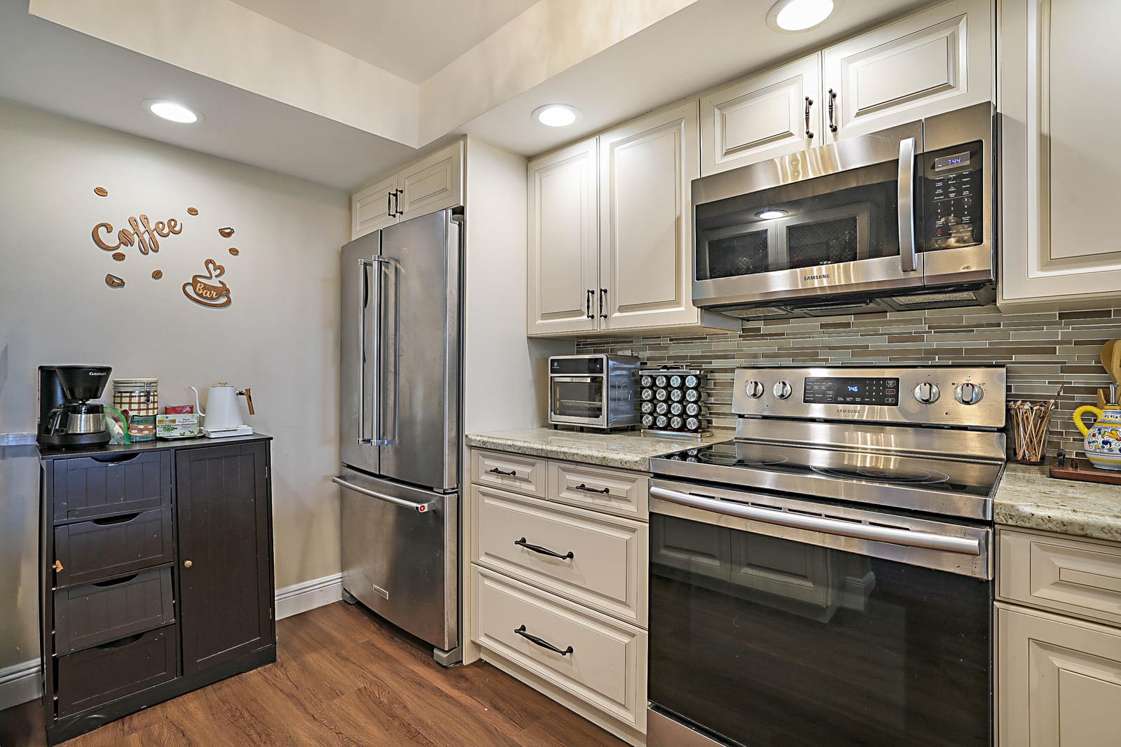 8 Royal Palm Way 3010 — photo 11