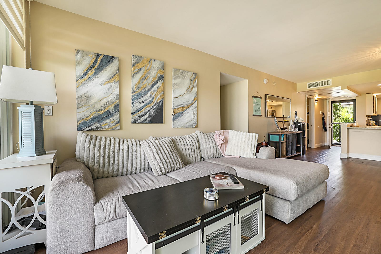 8 Royal Palm Way 3010 — photo 7