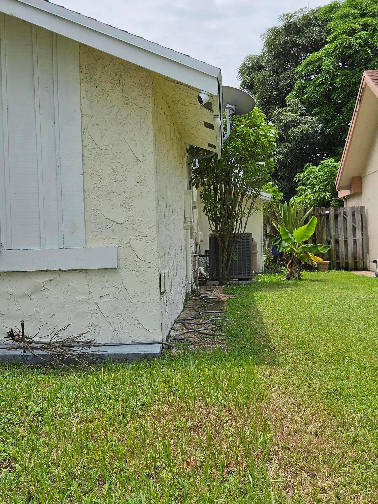7520 SW 6TH Court SW — photo 3