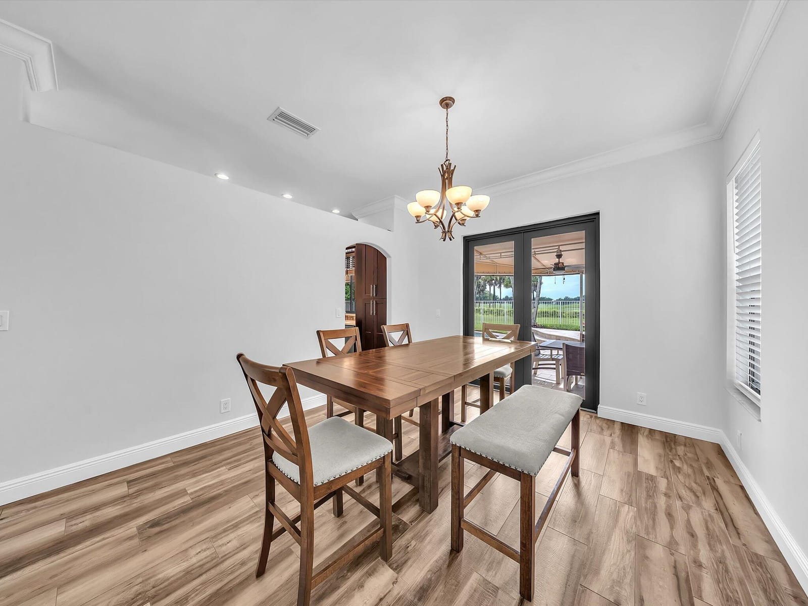 6347 SHADOW TREE Lane — photo 8