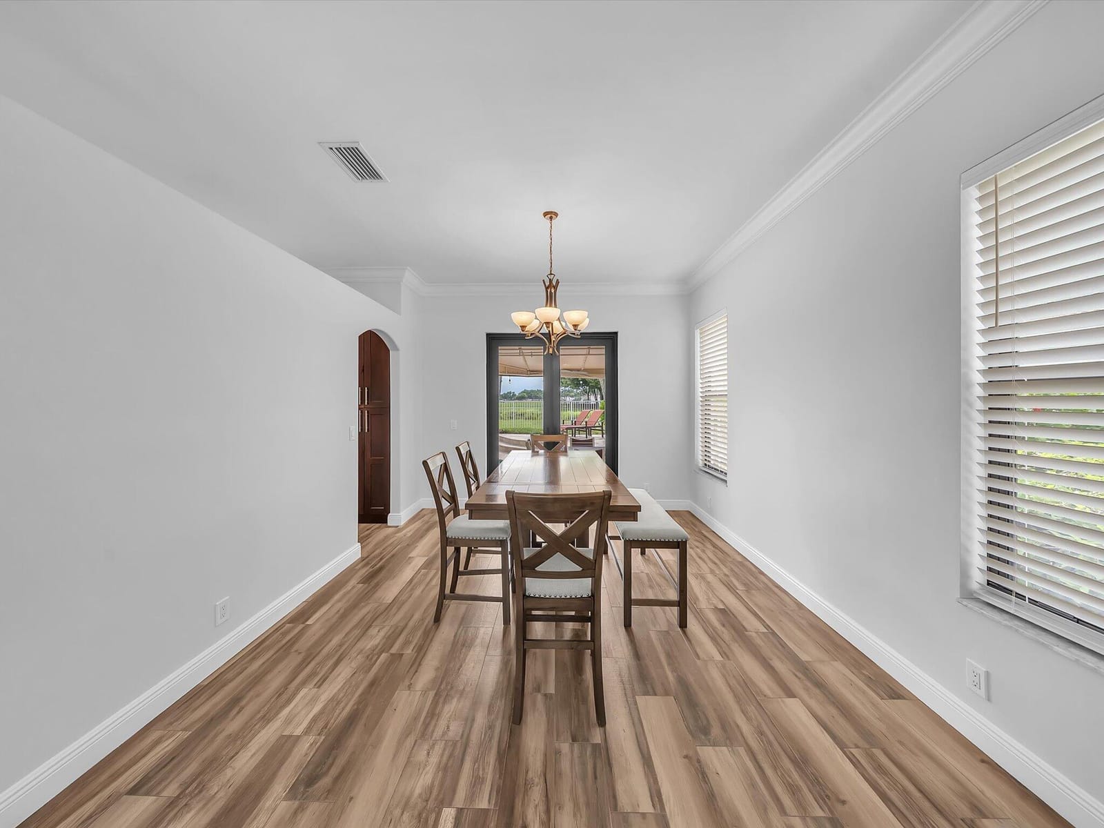 6347 SHADOW TREE Lane — photo 9