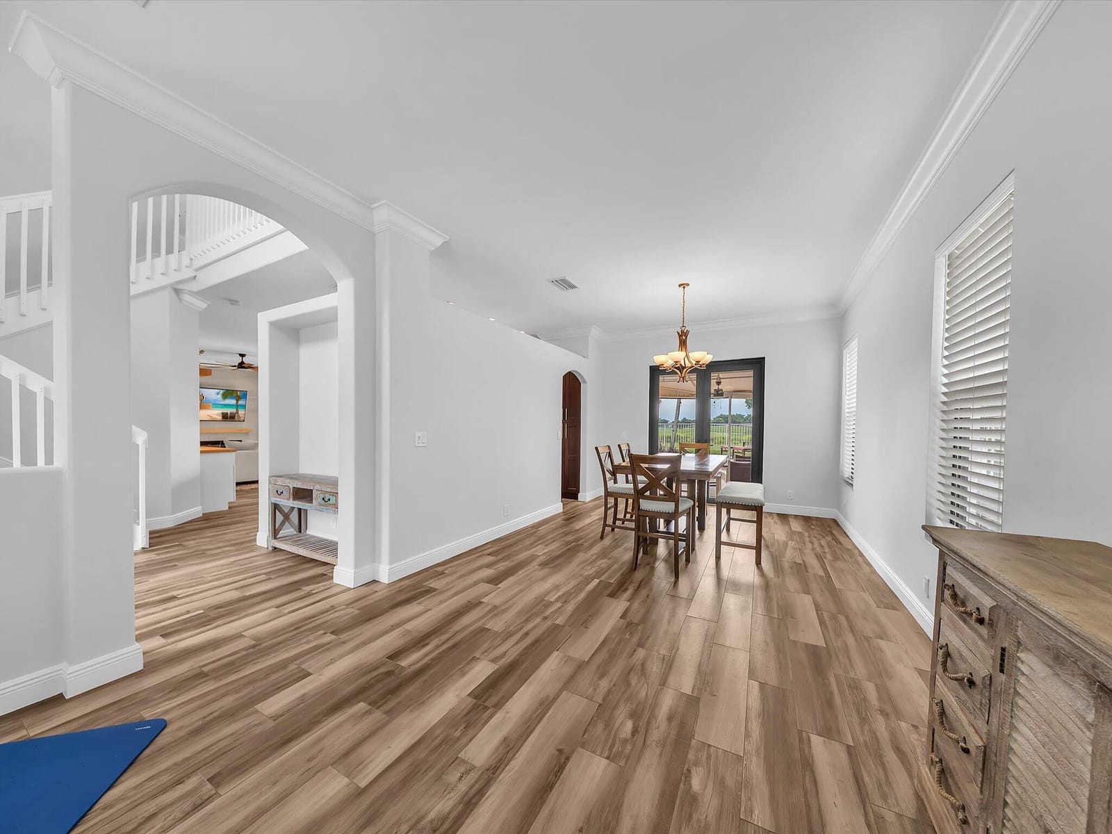 6347 SHADOW TREE Lane — photo 11