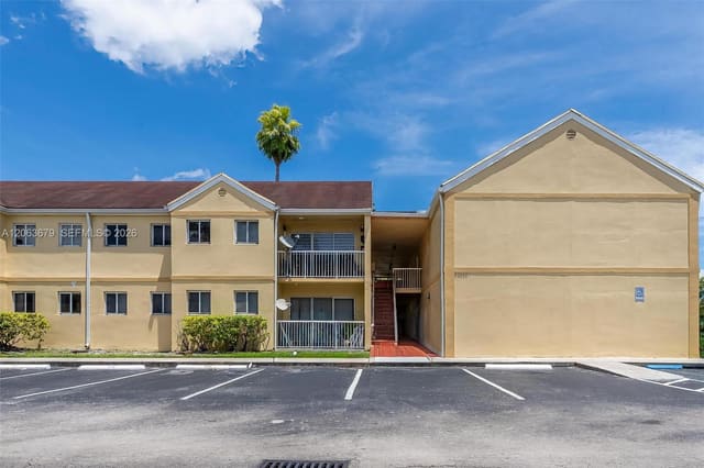 13810 SW 112th Street 102, Willow Walk Of Kendall Co, Miami, FL