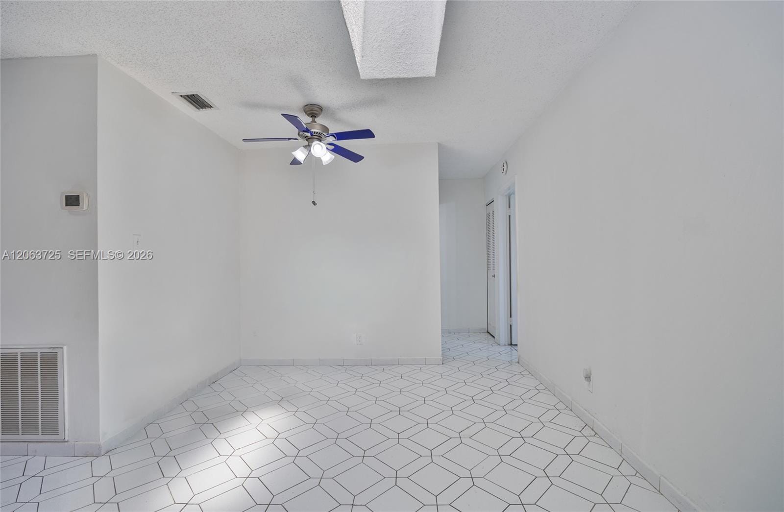 7100 NW 66th Terrace — photo 9