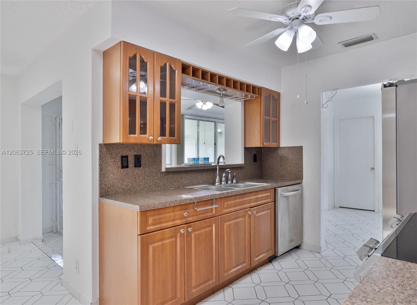 7100 NW 66th Terrace — photo 10