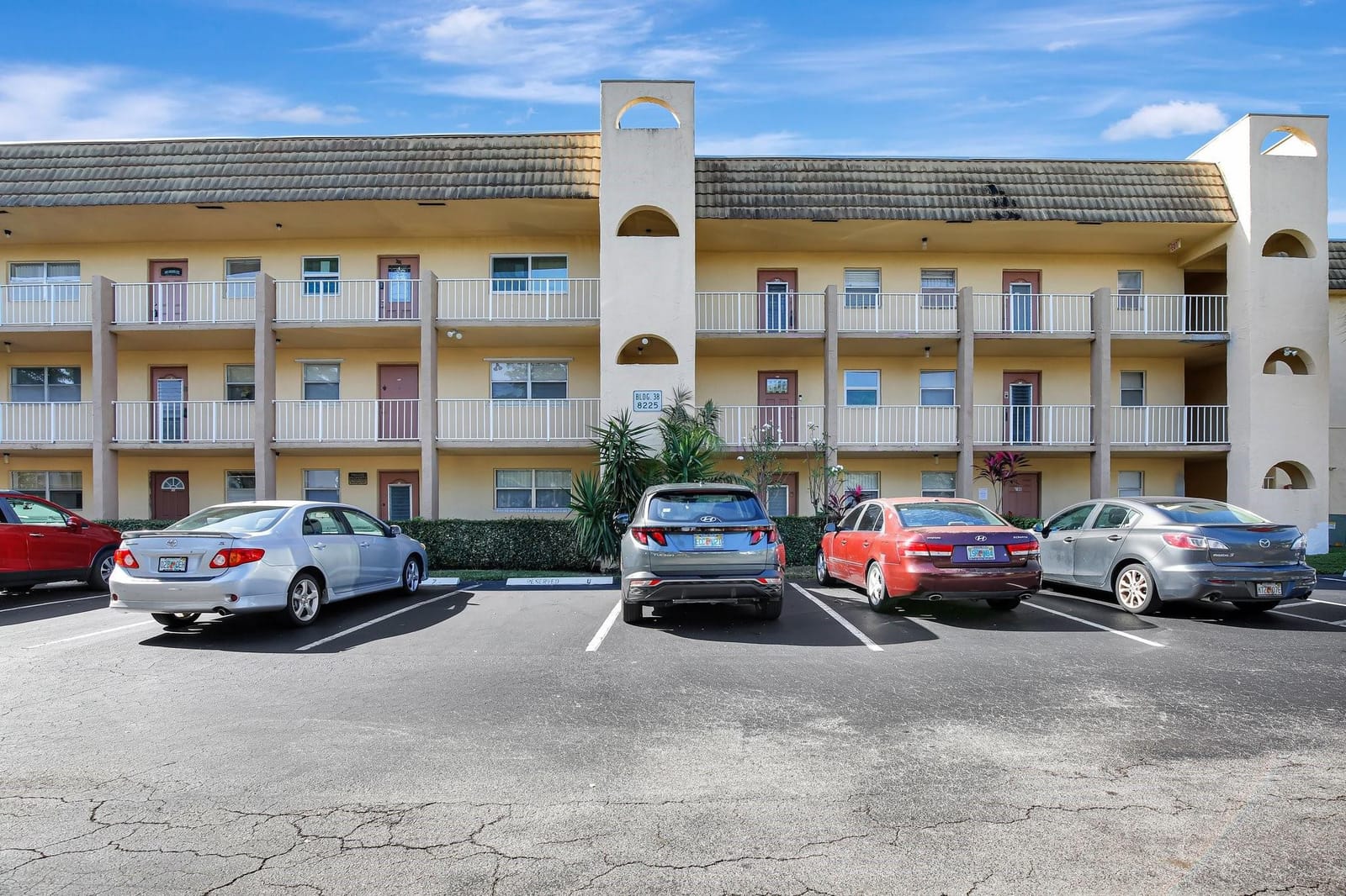 8225 Sunrise Lakes Boulevard 303, Sunrise, FL 33322 photo 13
