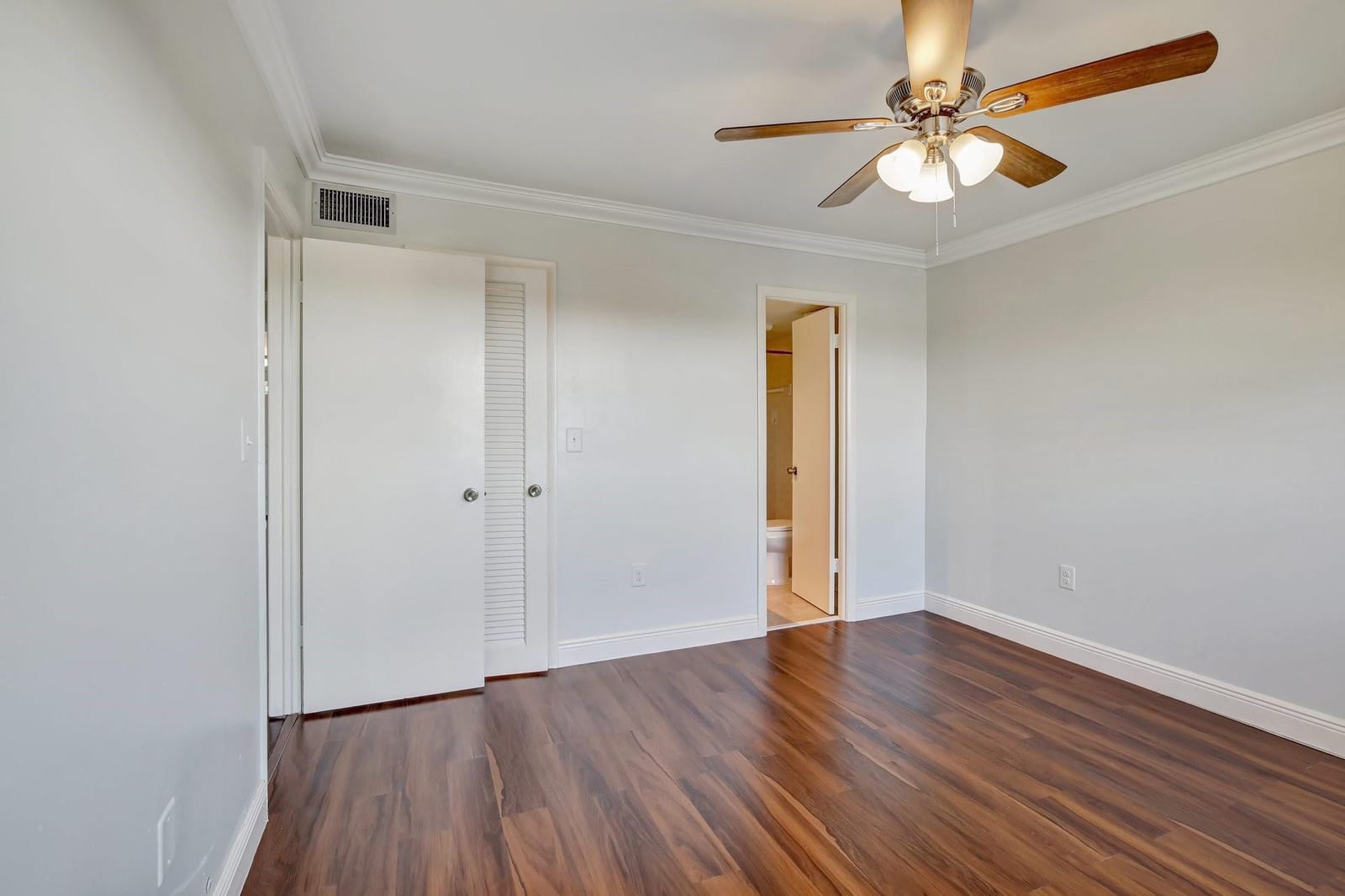 8225 Sunrise Lakes Boulevard 303, Sunrise, FL 33322 photo 22