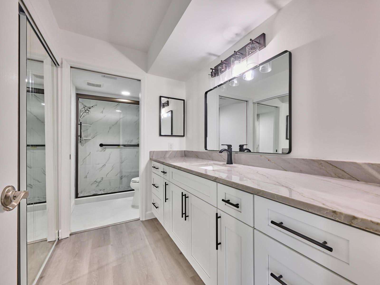6193 Pointe Regal Circle 306 — photo 9