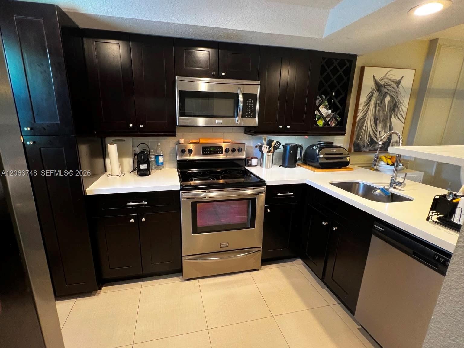 111 Royal Park Drive 1F — photo 2