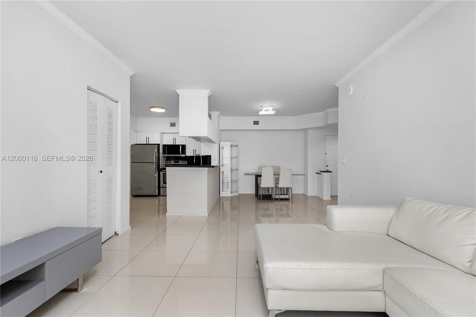 17150 N Bay Road 2320, Sunny Isles Beach, FL 33160 photo 22