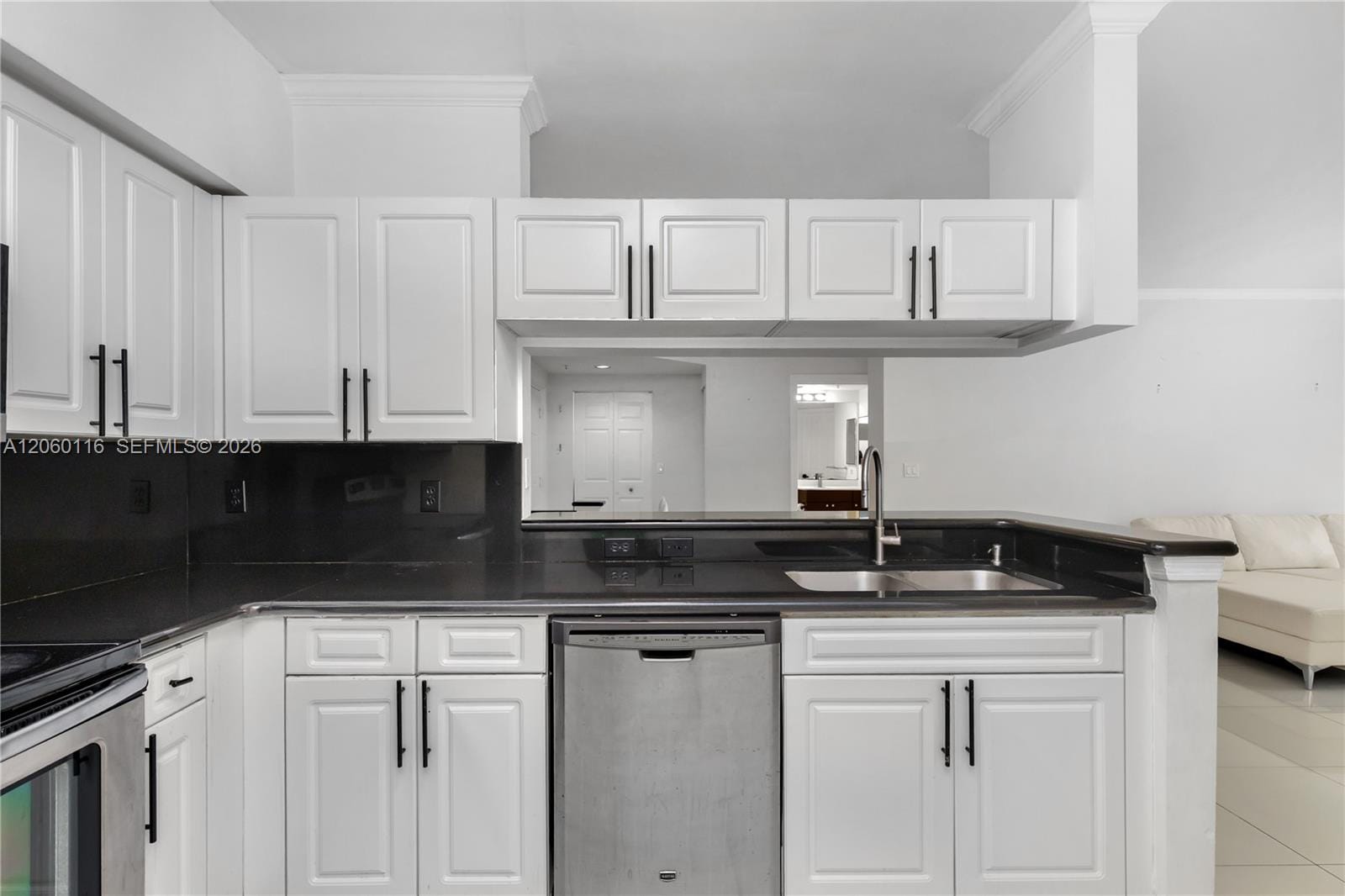 17150 N Bay Road 2320, Sunny Isles Beach, FL 33160 photo 26