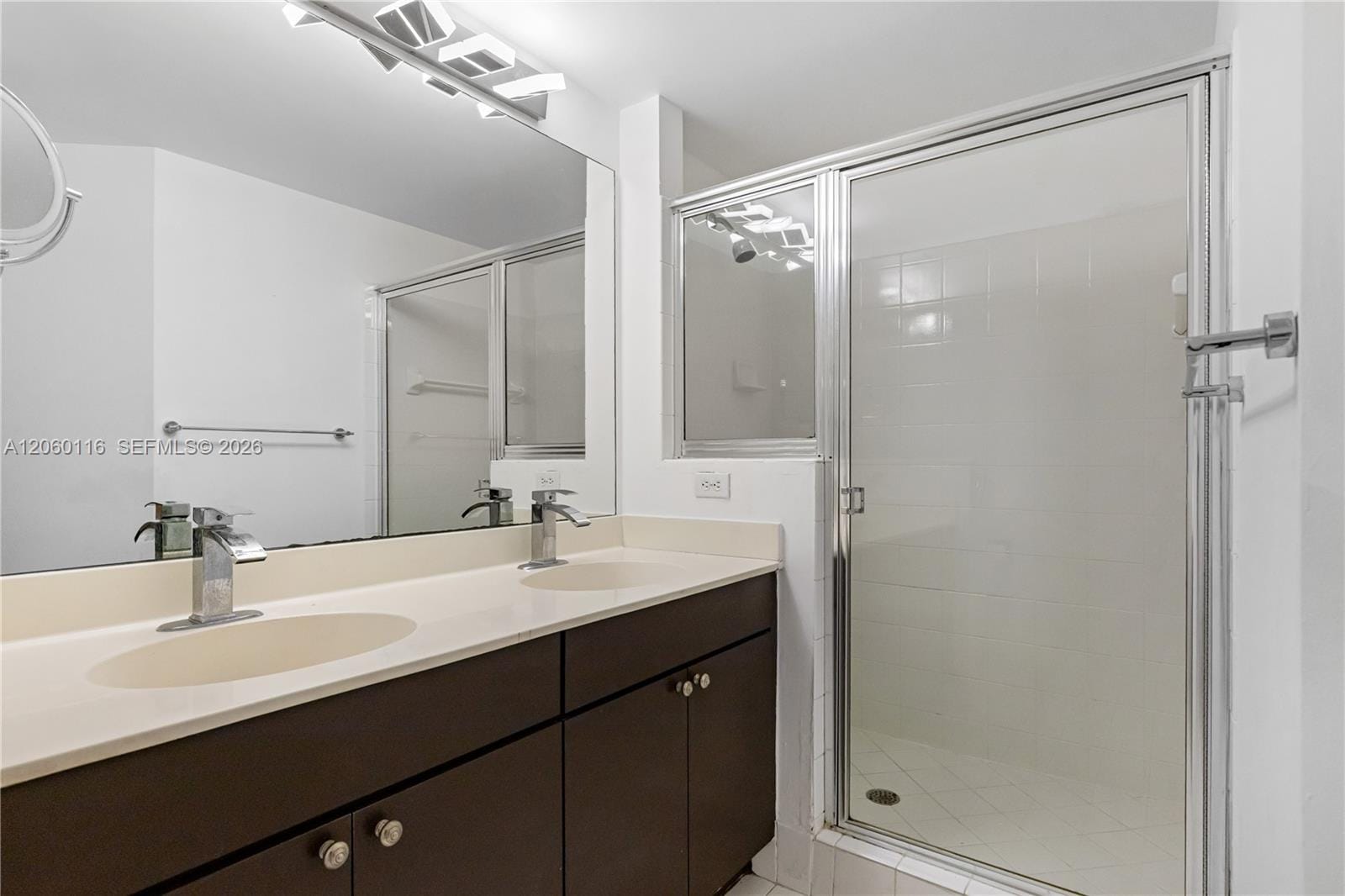 17150 N Bay Road 2320 — photo 7