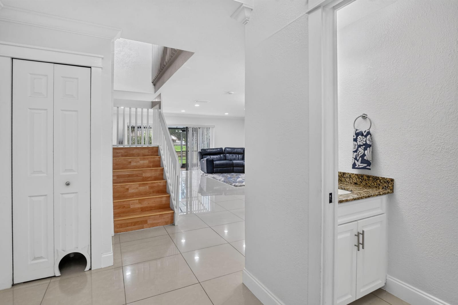 2231 NW 45TH Avenue — photo 9