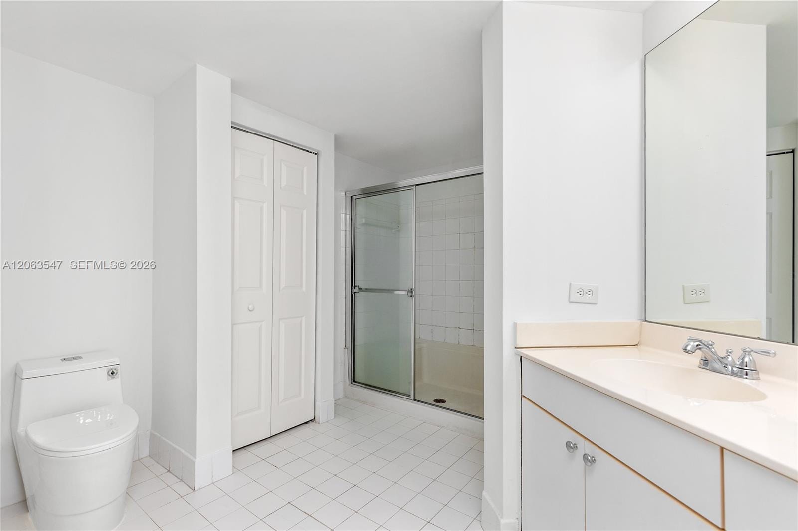 17100 N Bay Road 1210 — photo 8