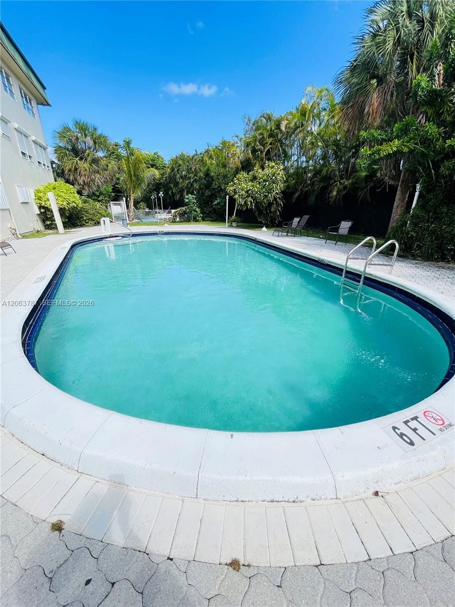 1420 Atlantic Shores Boulevard 130 — photo 5
