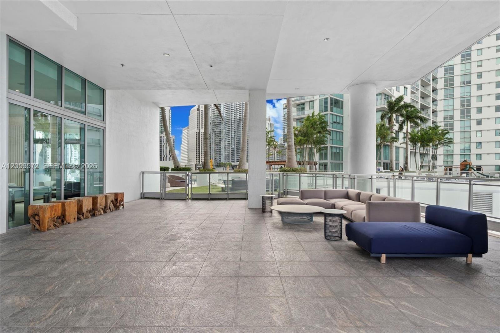 90 SW 3rd Street 3212, Miami, FL 33130 photo 18