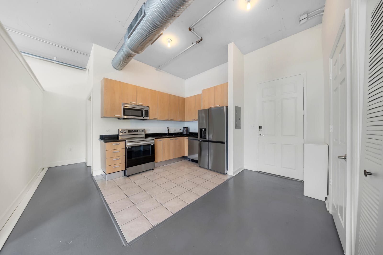 2100 VAN BUREN Street 206 — photo 7