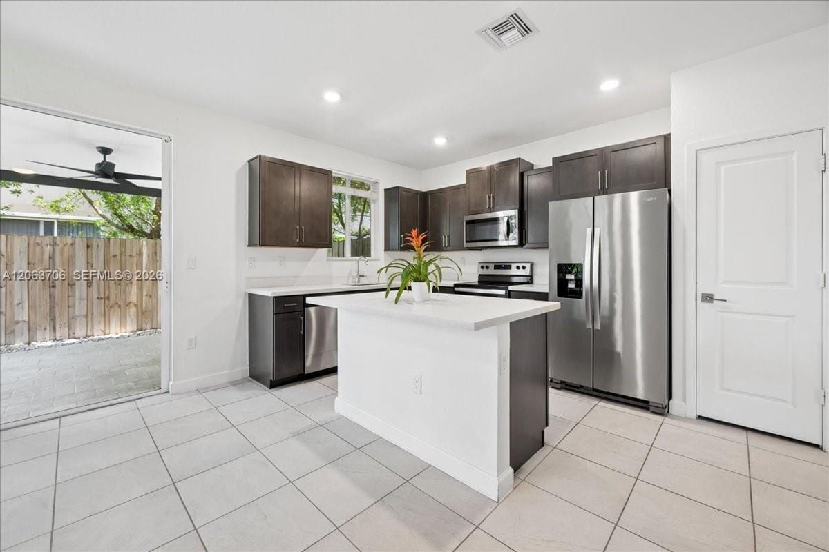 2478 SE 10th Court — photo 3