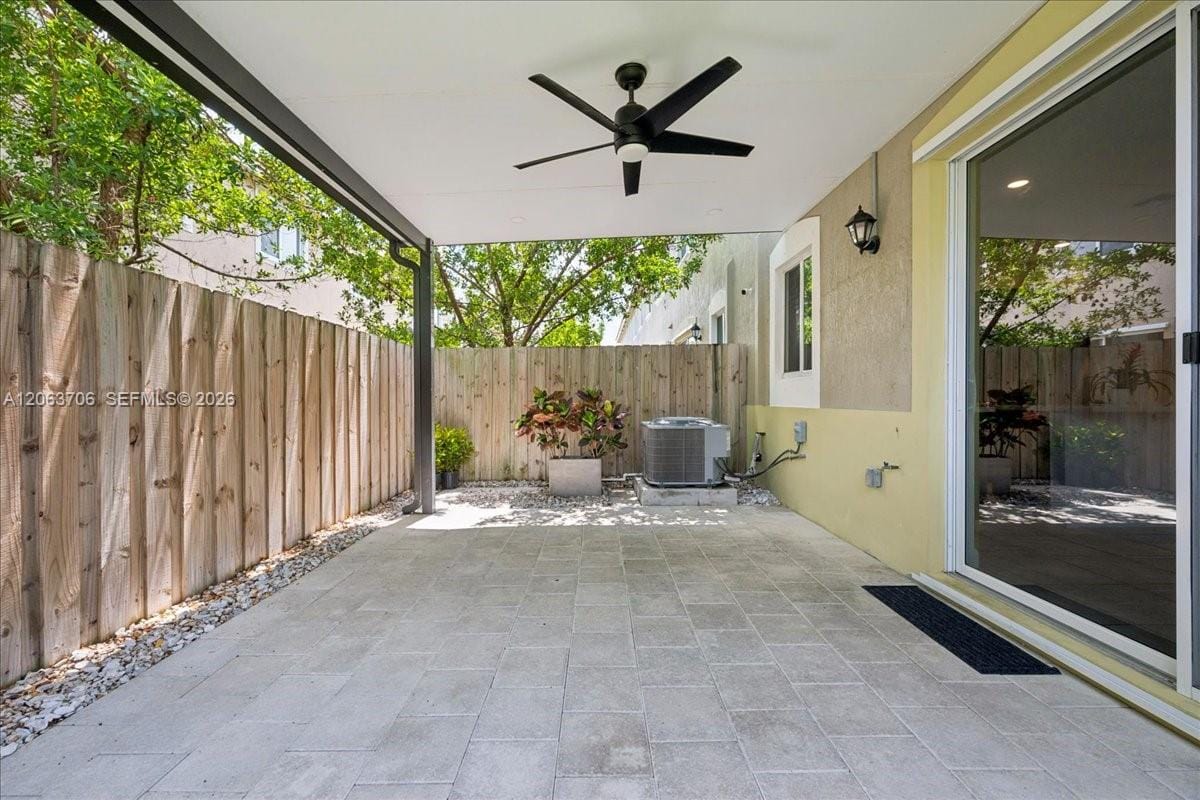 2478 SE 10th Court — photo 5