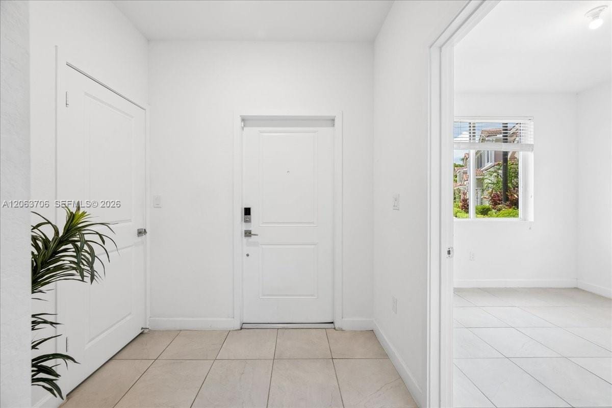 2478 SE 10th Court — photo 7