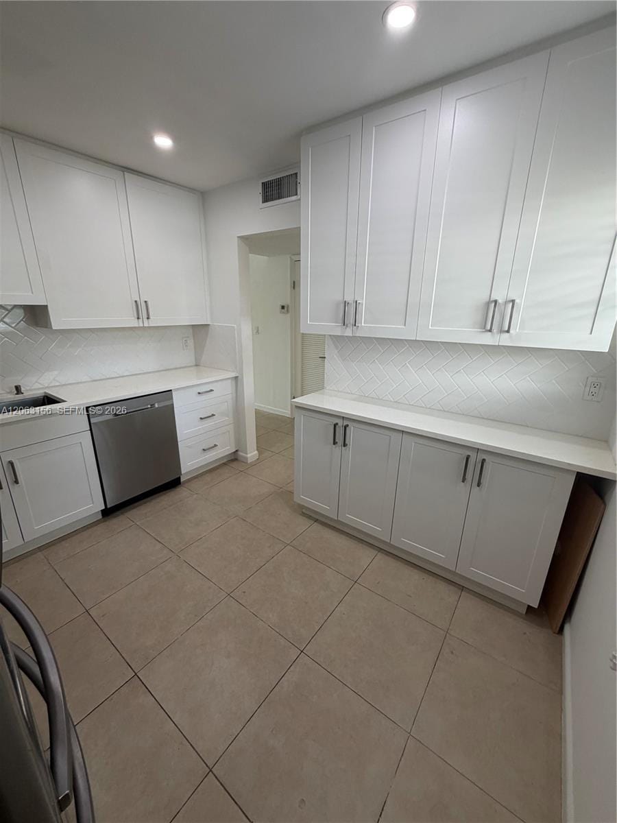 873 NE 195th Street 107, Miami, FL 33179 photo 3