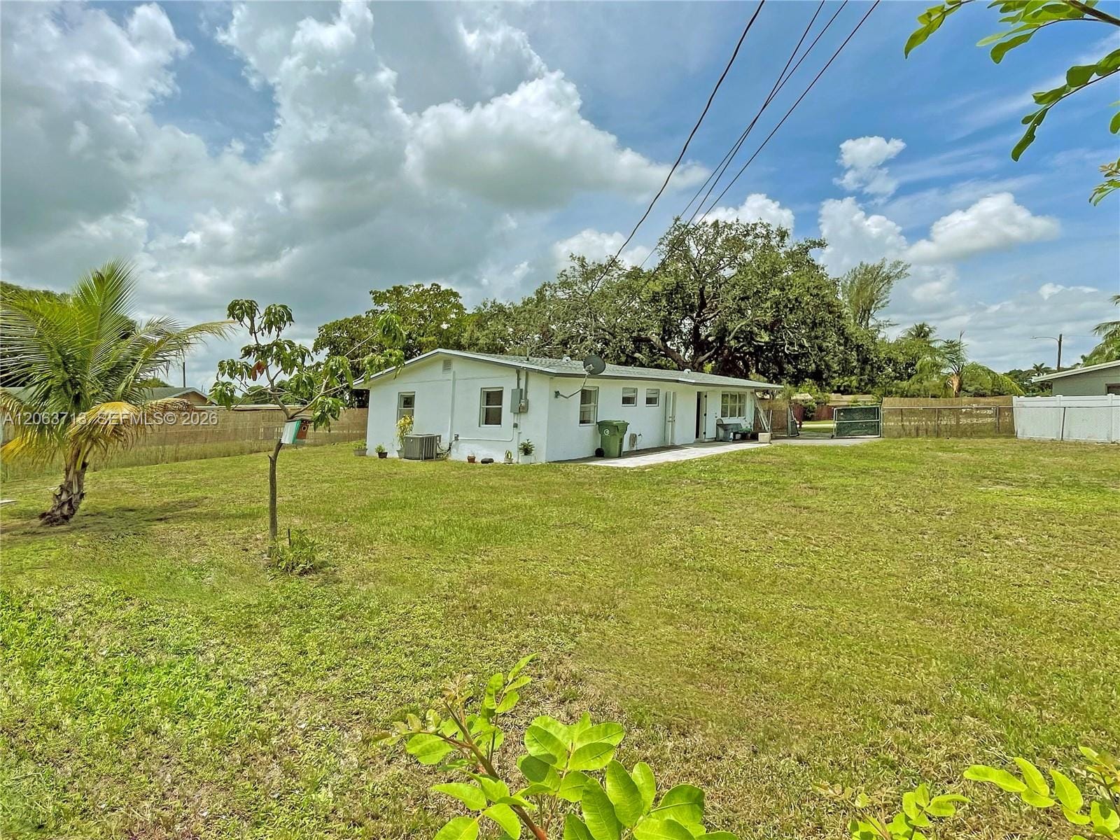 1606 NW 12th Avenue — photo 3