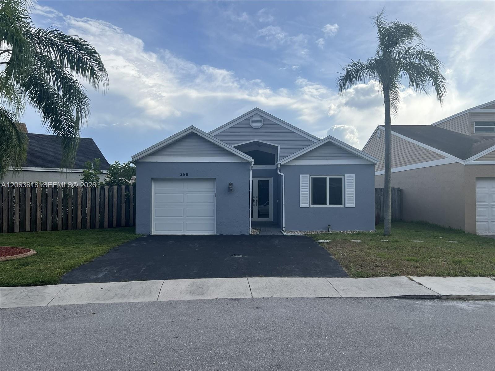 289 SW 159th Lane, Sunrise, FL 33326 photo 2