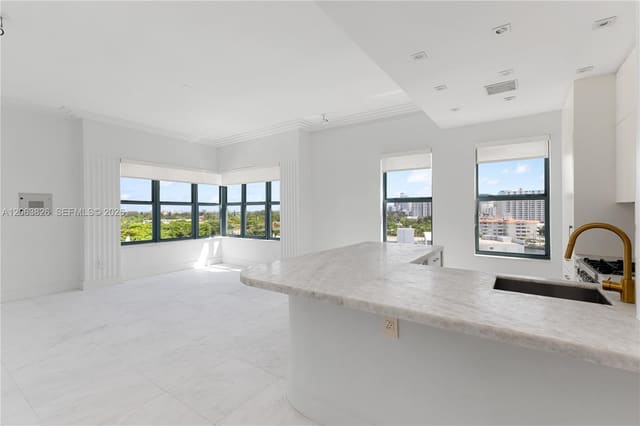 2421 Lake Pancoast Drive 7A, Miami Beach, FL 33140