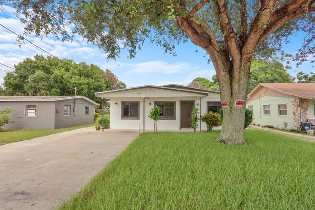 2008 Avenue N, Fort Pierce, FL 34950