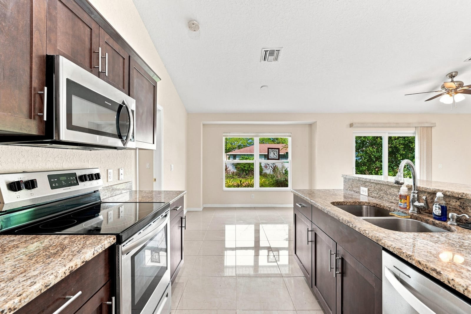 3022 SW SEGOVIA Street — photo 12