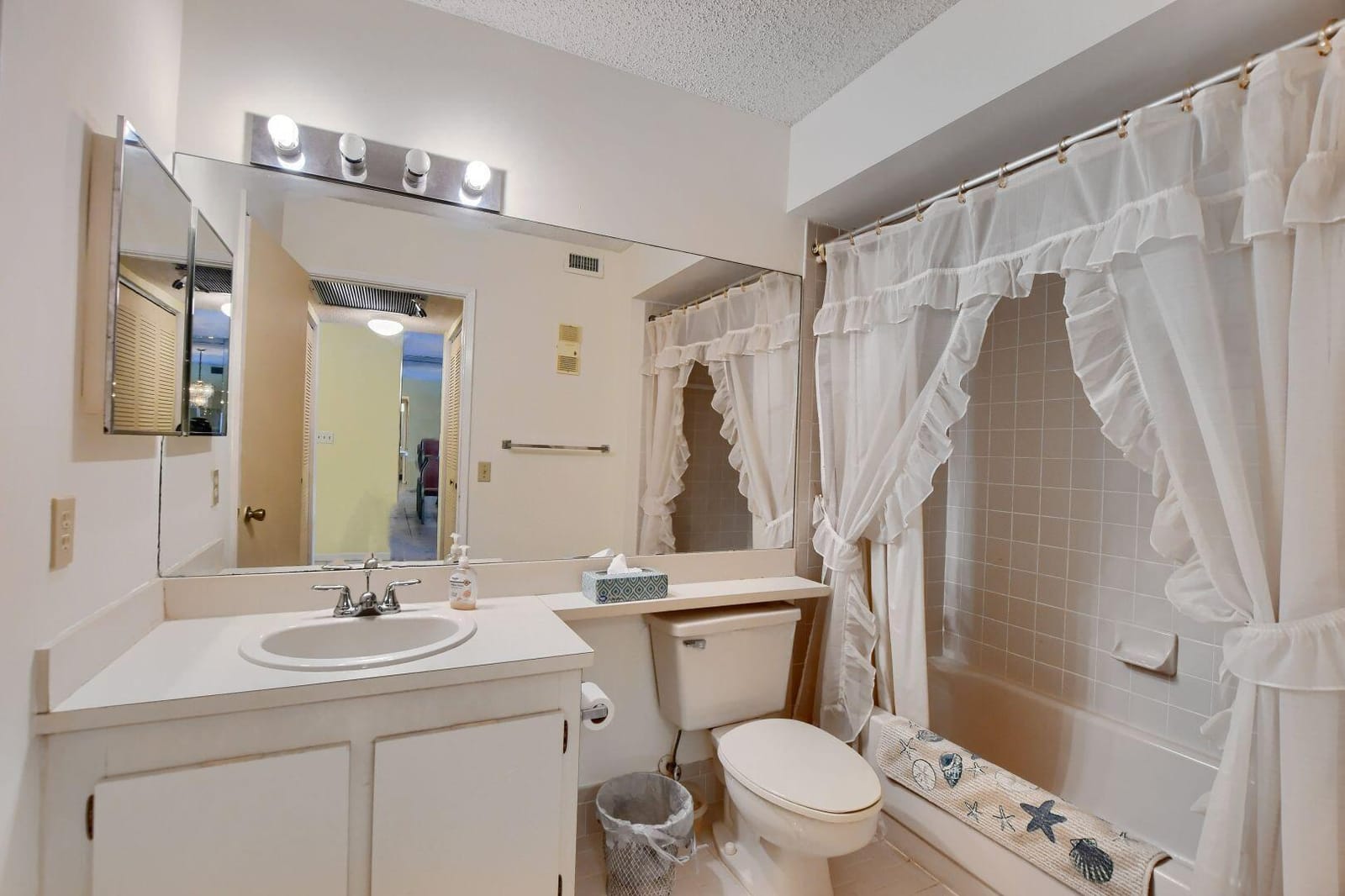 9244 Flynn #4 Circle — photo 11