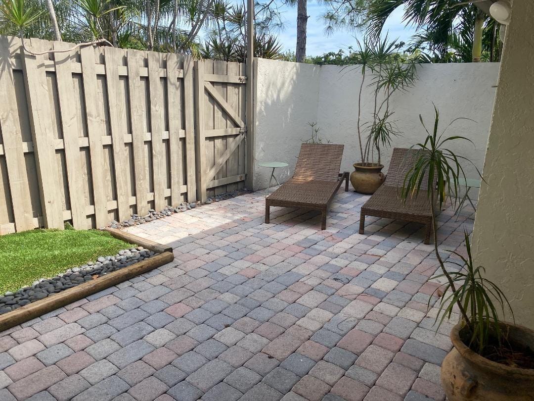 3090 S OAKLAND FOREST Drive 1901, Oakland Park, FL 33309 photo 14