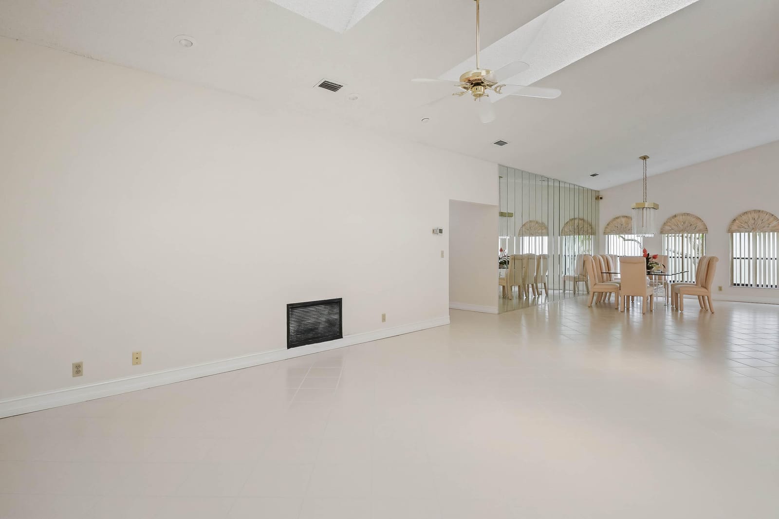 7003 GOLF POINTE Circle — photo 6