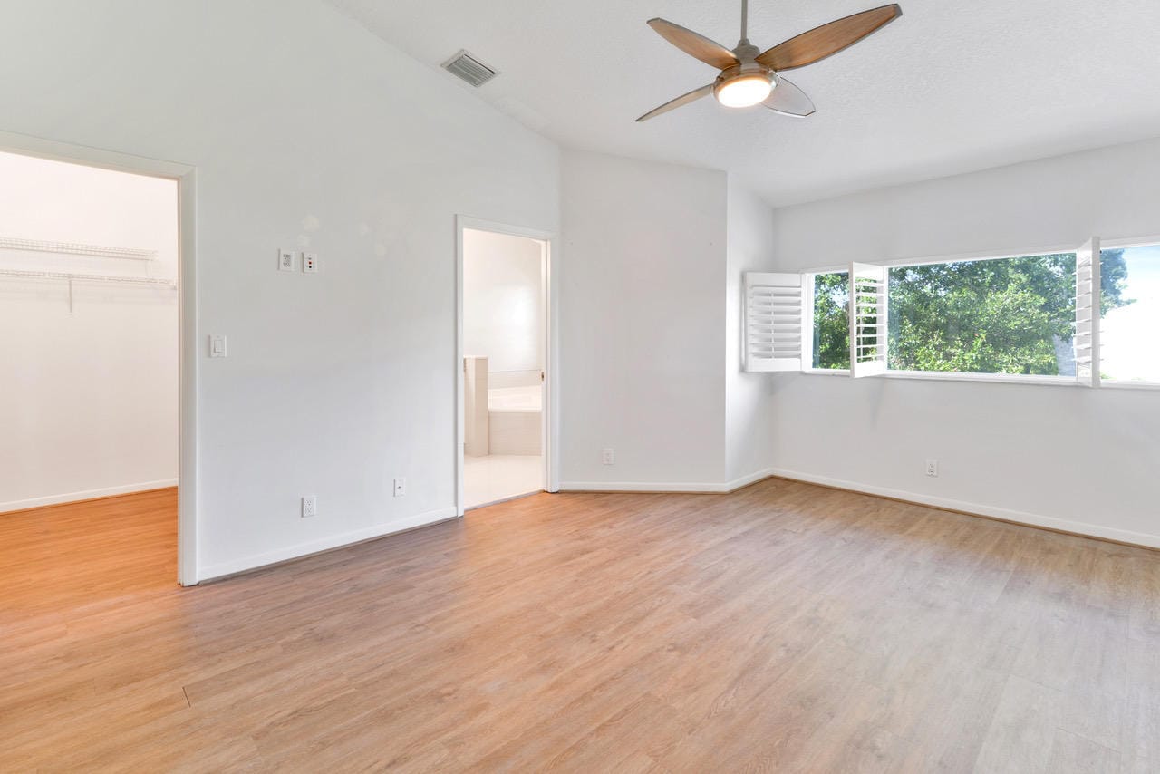6191 Old Court Road 806 — photo 12