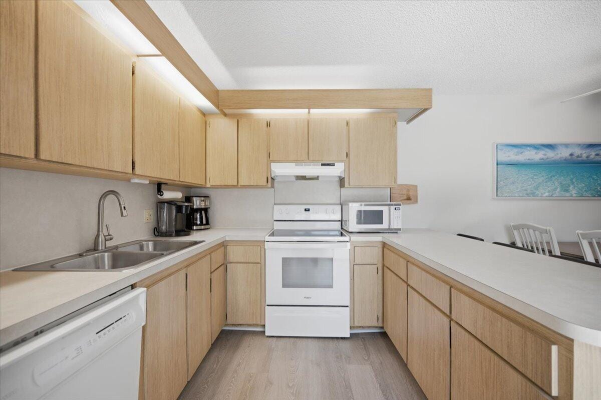 135 Ocean Cove Drive — photo 9