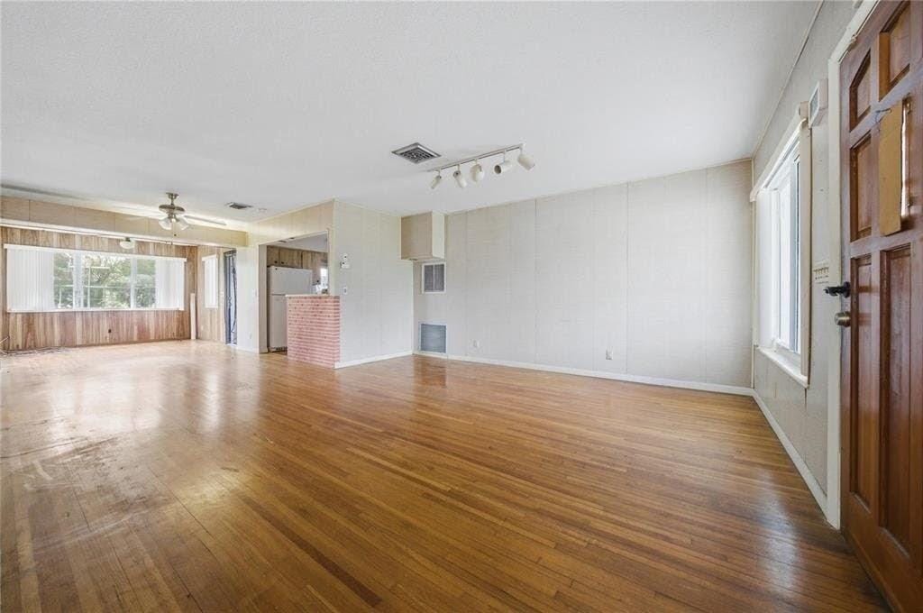 2300 N 57th Terrace, Hollywood, FL 33021 photo 9