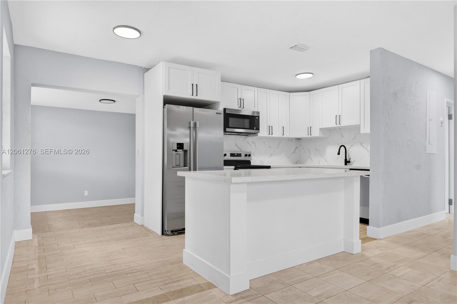 4011 SW 32nd Street — photo 6